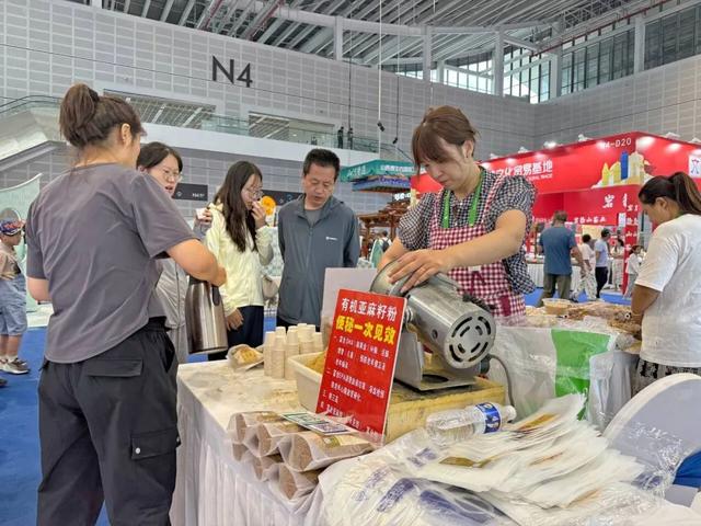 汾水映天山！文博会山西援疆馆绘制最美“同心圆”