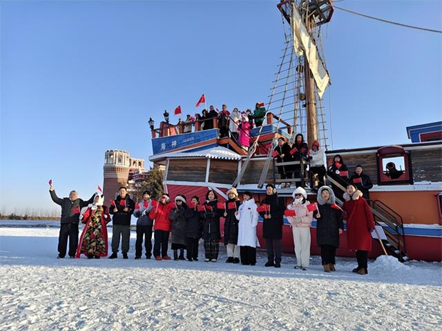 记黑龙江省导游协会志愿者伏尔加庄园开启52小时公益直播