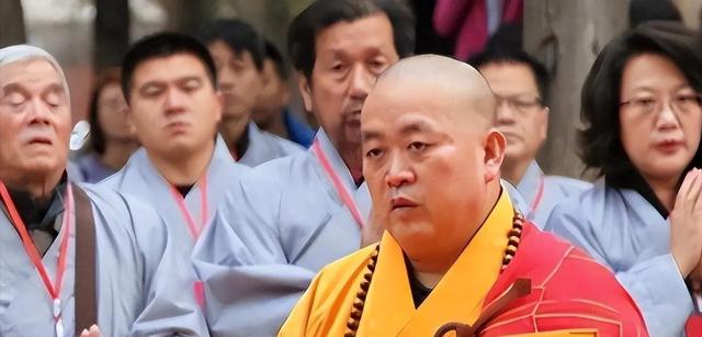 释永信被查6天，恶心一幕出现，牵连多名女星，央视名嘴紧急澄清