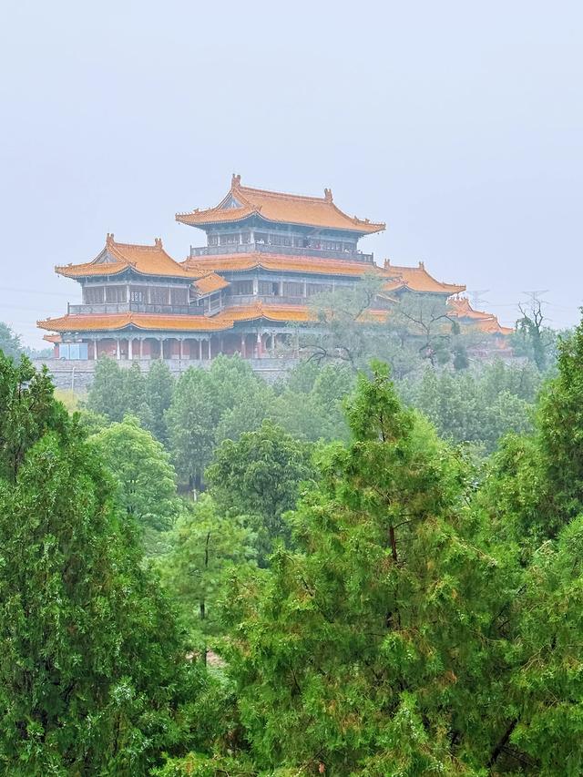 雨中西岳庙（渭南华阴市西岳庙）