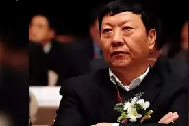 2008年外资恶意收购蒙牛，柳传志连夜送2亿元给牛根生，后来怎样图片