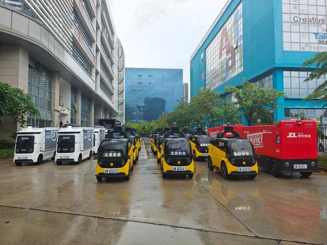 无人物流车市场格局变革：新玩家的机遇、无人配送车的前景与隐忧