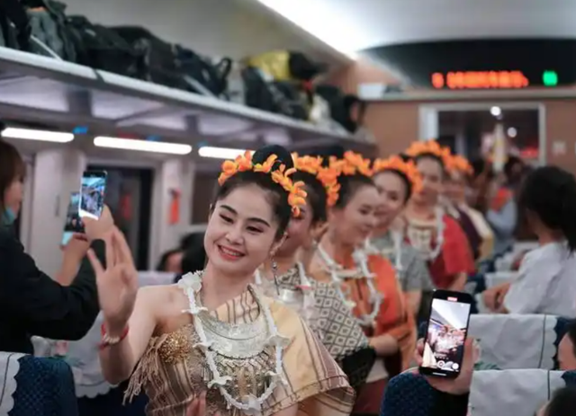 亚洲最穷国家：落后中国30年，女性却很开放，游客去了可以当富豪