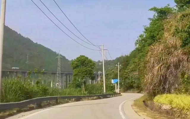 大别山鄂东淘汰的老318国道,是被人遗忘了吗?