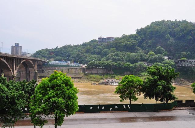 四川省可不只有成都，这座城市可能即将超越绵阳，成为全省第二！