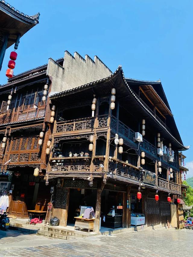边城印象:一口吃三省 三地闻鸡鸣!