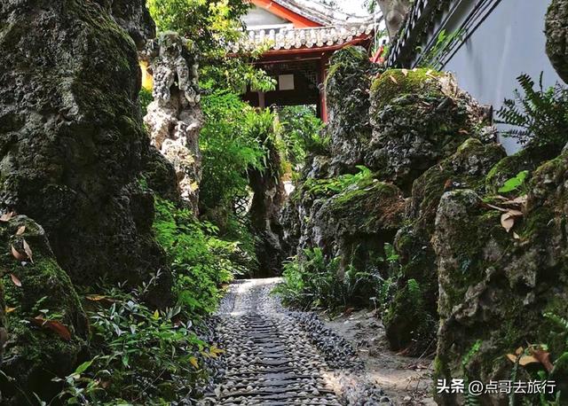 成都清凉避暑胜地，千年前就已闻名，风景如仙境，地铁公交直达！