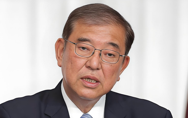 日本扛不住了，石破茂出面降温，中方二字绝杀	，高市休想蒙混过关