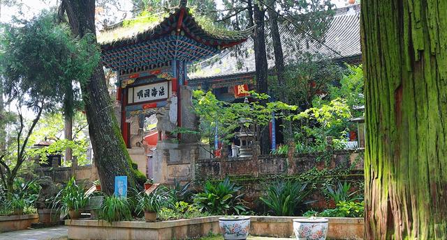 云南宋代千年古寺，建造时地下挖出大量黄金，得名涌金寺