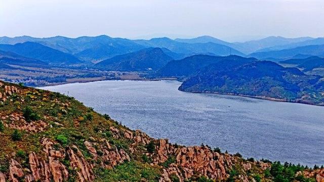 一起来看紫蒙湖秋日美景→