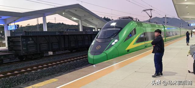 有人说坐动车去老挝通关麻烦，我们通关却很顺畅，啥情况？