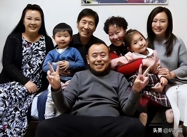 钱再多有什么用？68岁千万身家的潘长江	，还是要为42岁女儿操碎心