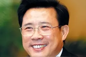 三一重工的十大股东图片