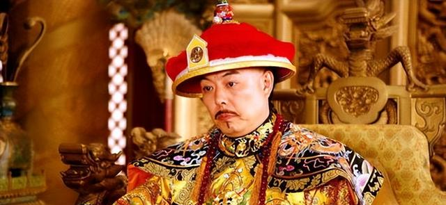 乾隆出上联：“鼠无大小皆称老”，纪晓岚机智对出下联，堪称经典