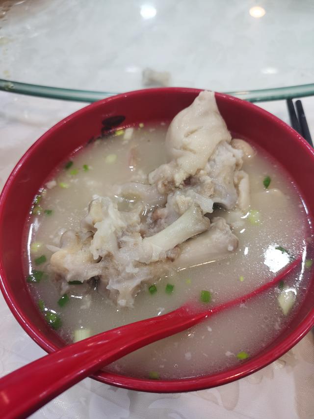 成都蹄花寻味记：广东老饕的“认妈”之旅