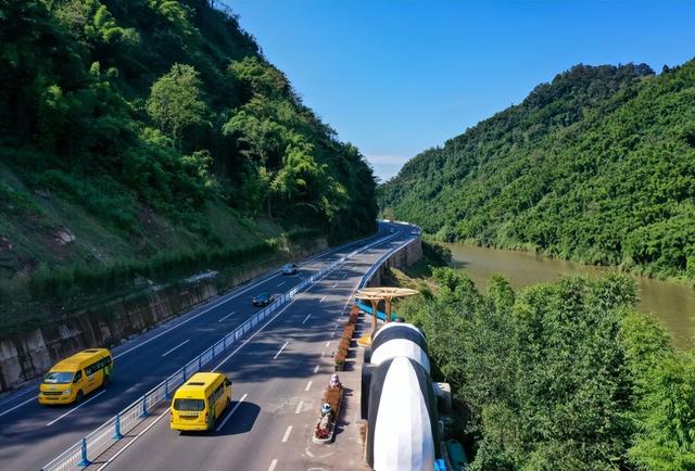 雅安雨城交旅融合：大道通衢处 文旅正兴时