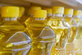 色拉油是什么油？长期食用色拉油对身体有以下影响？图片