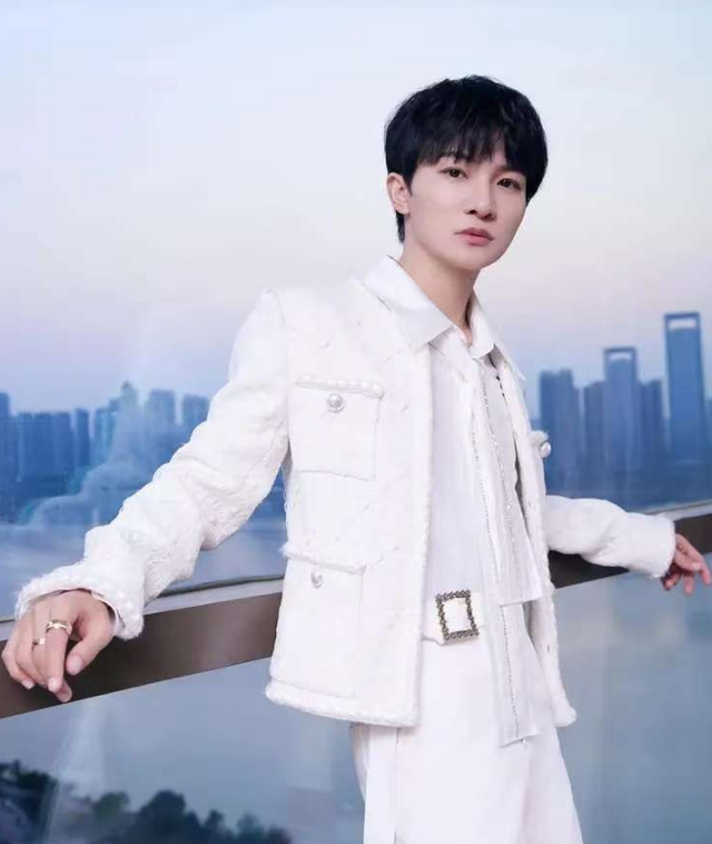 又曝4大瓜！婚前一夜情、张杰官宣退出	、吃空饷，个个离谱