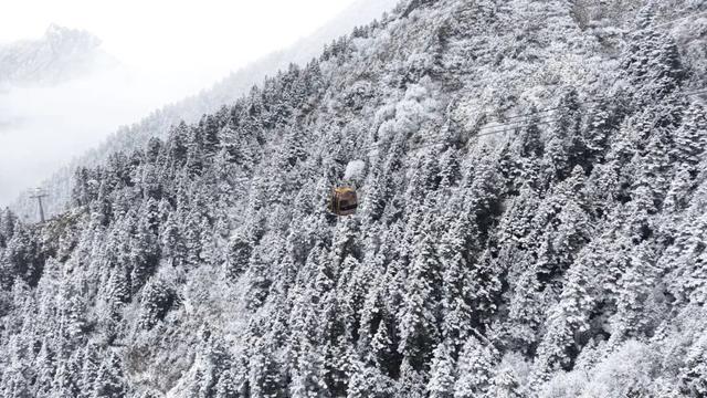 准备好迎接初冬的官鹅沟了吗？