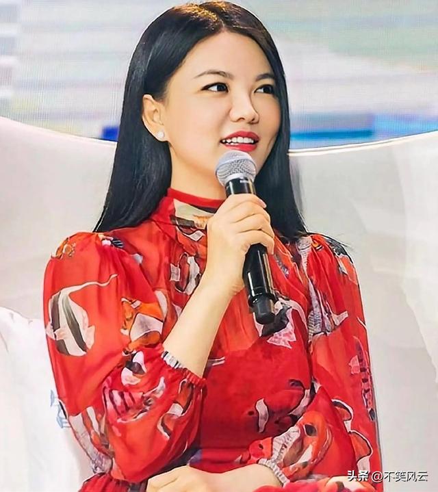 恶心一幕出现！释永信被查第11天，王诗龄被拉下水，评论不堪入目