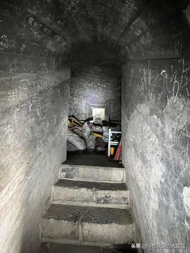 章丘胡山里的圣水灵泉庙，我都找着路线了，却近在咫尺未能抵达