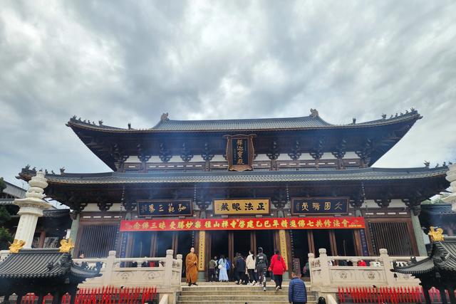 五上径山（游径山寺）