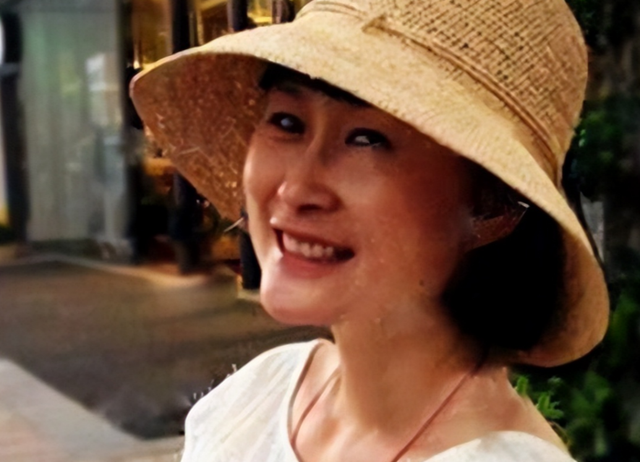 和徐帆离婚传闻真相大白仅2个月，冯小刚近况出，一点都不意外