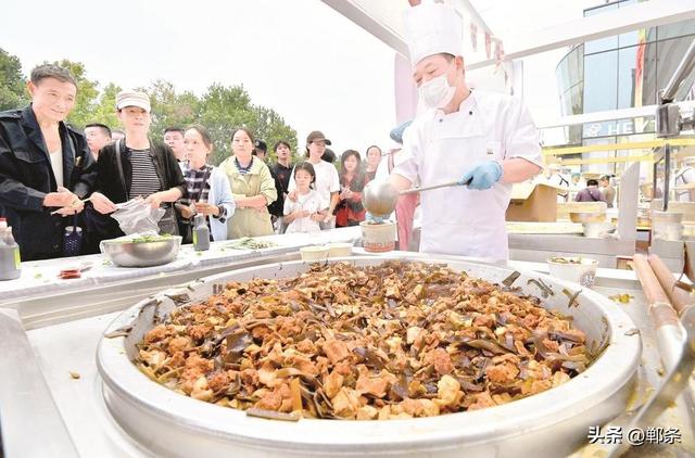 青春十一 文旅共赏丨优布劳熬菜啤酒嘉年华 解锁国庆假期新体验