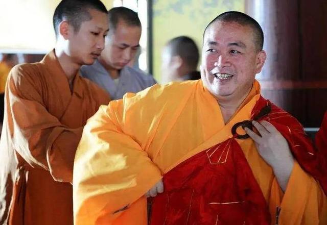 释永信倒台后，最大怨种现身！花5000万买的天价字画现200没人收