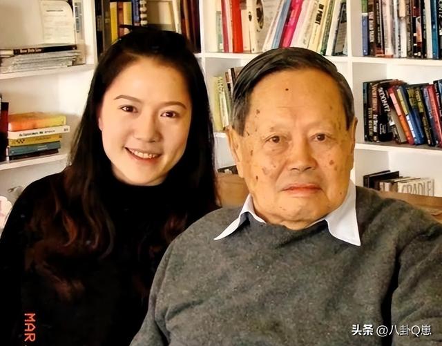 杨振宁去世仅3天，令人担忧的事发生了，原来翁帆一个字都没说错