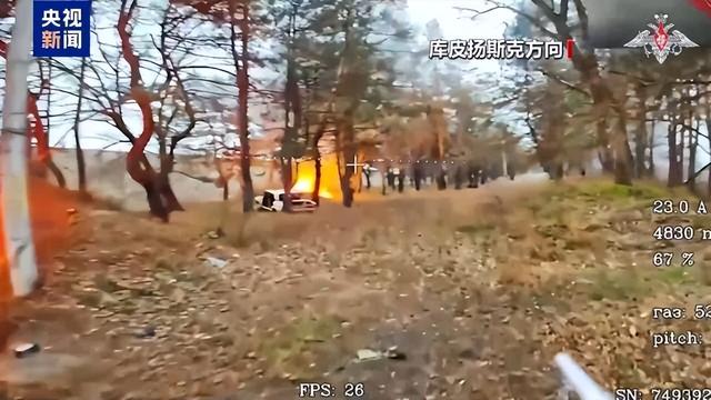 俄军再打基辅，50万人断电，普京穿着军装，对小泽发出最终警告