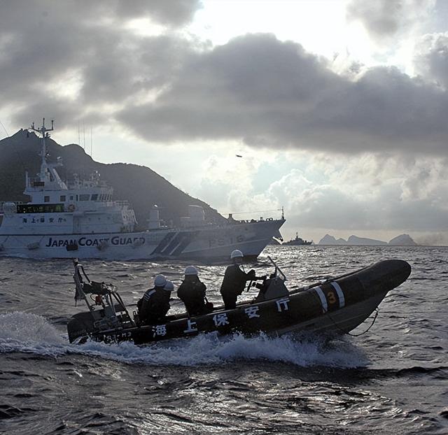中日钓鱼岛再起对峙，3小时激烈交锋，中国海警硬气回击不退让