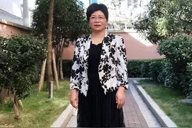 55岁女教师身材丰满，退休后嫁给自己的学生，大家觉得般配吗图片