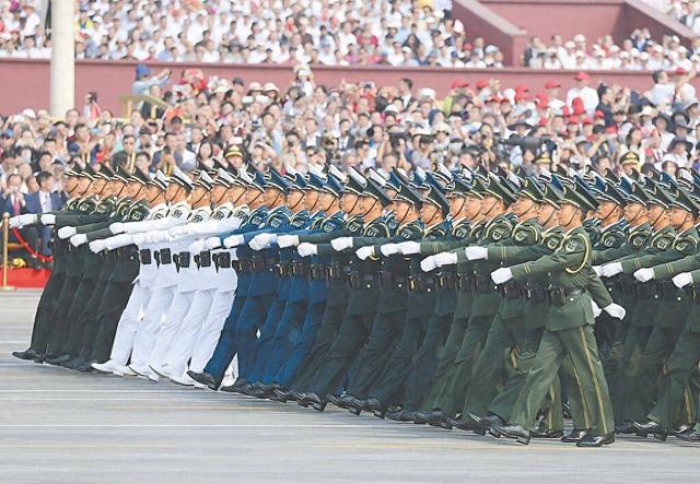 9·3阅兵前一天，一架运20落地河内，解放军将在24小时内往返中越