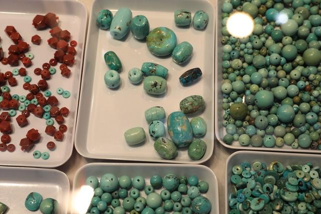 一篇搞懂绿松石的常见“优化造假”手段，避免踩坑！