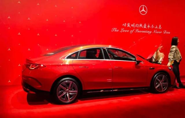 奔驰能甩掉“杂牌电动车”标签吗？