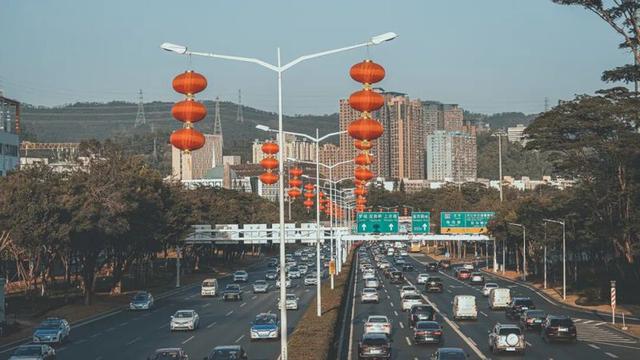 “宜居深圳”道路篇：山海与都市的交响