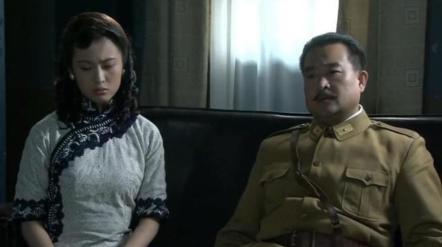 河南安阳火车站卖烟小伙被抓，审讯后暴露身份惊动全军	，他是谁？