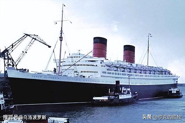 又让张召忠说中了？东拼西凑550亿建的2艘航母，如今彻底成为累赘