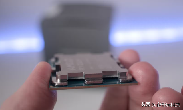Zen4锐龙7仅售985元，8核16线程+5GHz，千元内性价比新黑马？