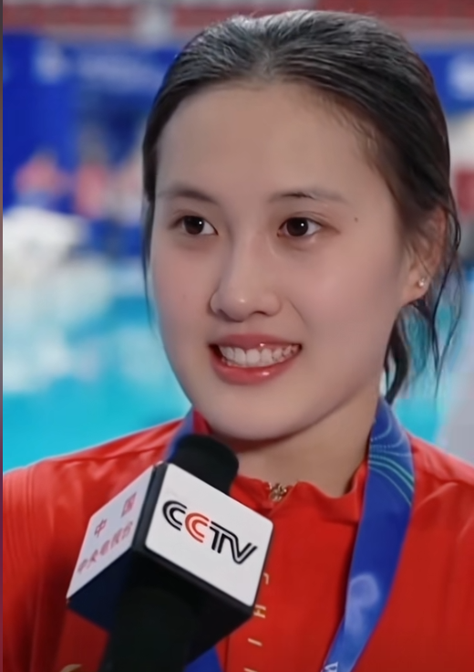 陈芋汐赛后采访，暴露奥运惜败全红婵后的真实处境，孙颖莎说对了