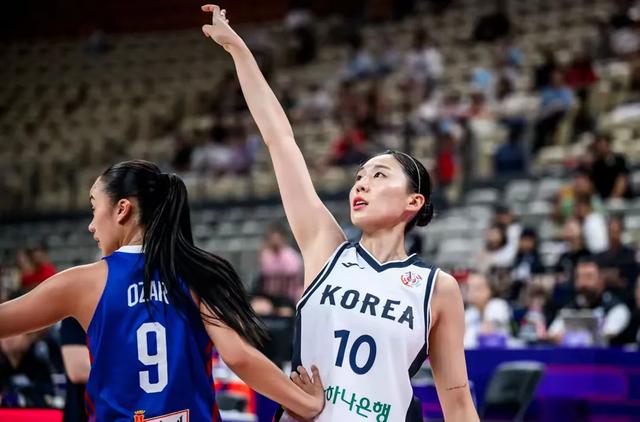 19:30！央视直播中国女篮对阵日本，目标进决赛，张子宇有望首发