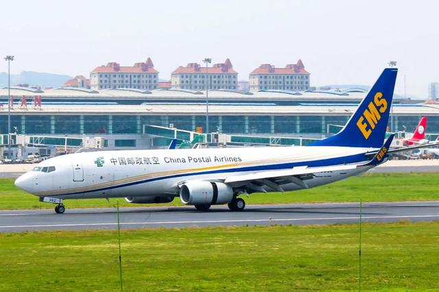 中邮航空入驻郑州机场，郑州能否反超花湖，有顺丰在，5年内没戏
