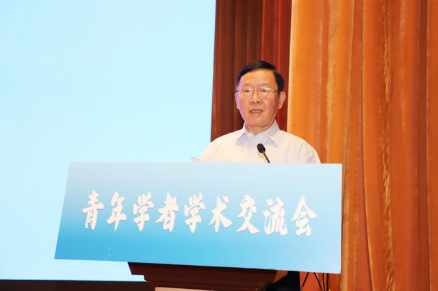 全国科普月 | 专家呼吁：推动AI从“技术工具”向“决策伙伴”转变
