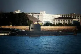 印度要发愁了！从海底出击，中国造“打印利器”，配备鹰击18导弹图片