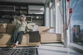 老伴走了，再婚已经过时了，现在更流行这3种活法图片