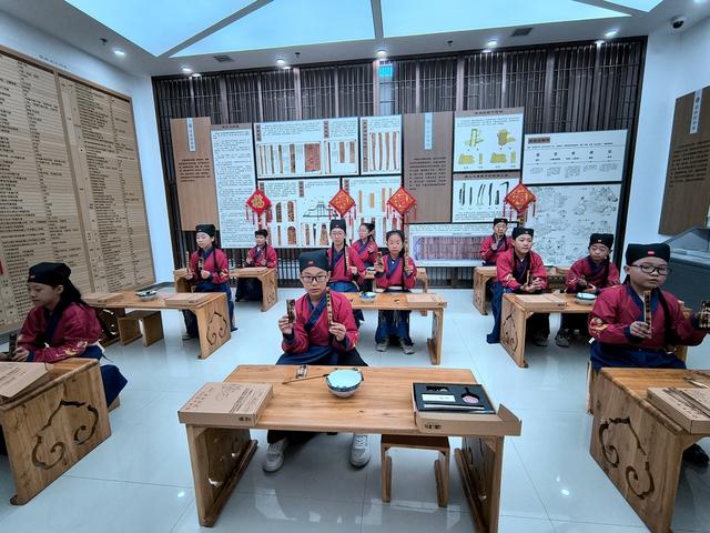 #福地酒泉 #厚道甘肃 酒泉市金塔县：让千年汉简“活”起来