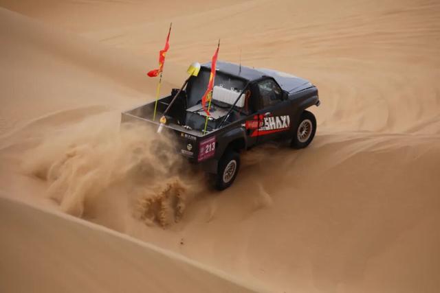 高铁直达！48小时玩转冬日磴口，观流凌、渡·阴山、冲沙漠，欢乐不停歇~~~