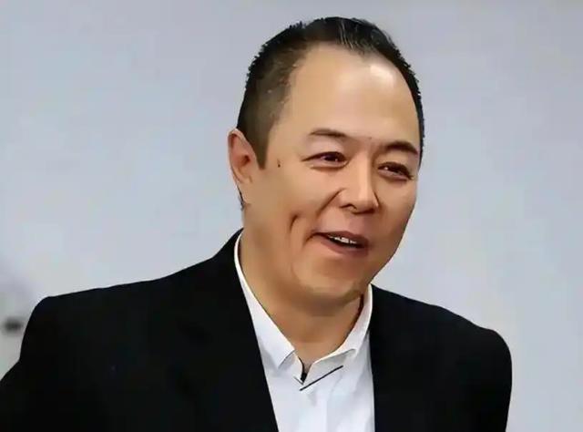 被张铁林玩弄感情后	，又嫁给“臭名昭著	”的他，现知道她有多精明