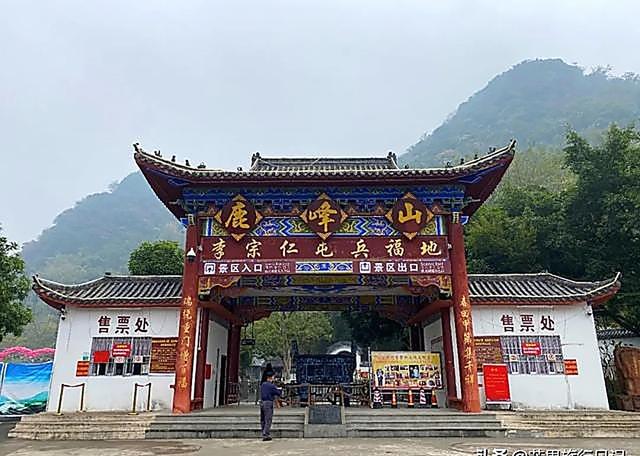 广西大山发现一条密道，深不可测直通地球心脏，有梯田河流和瀑布